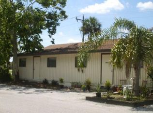 1821 N Tamiami Trl, North Fort Myers, FL 33903