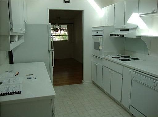 2nd image of 908 Westwood Ave