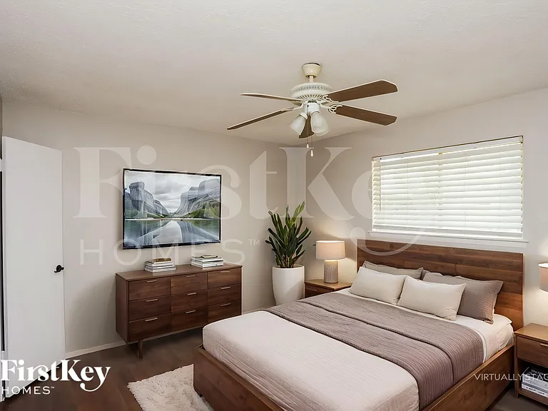 908 Wandering Way Dr — Photo 8