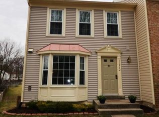 11932 Glen Alden Rd, Fairfax, VA 22030