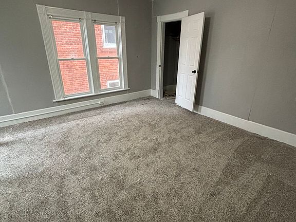 5th image of 720 Main St