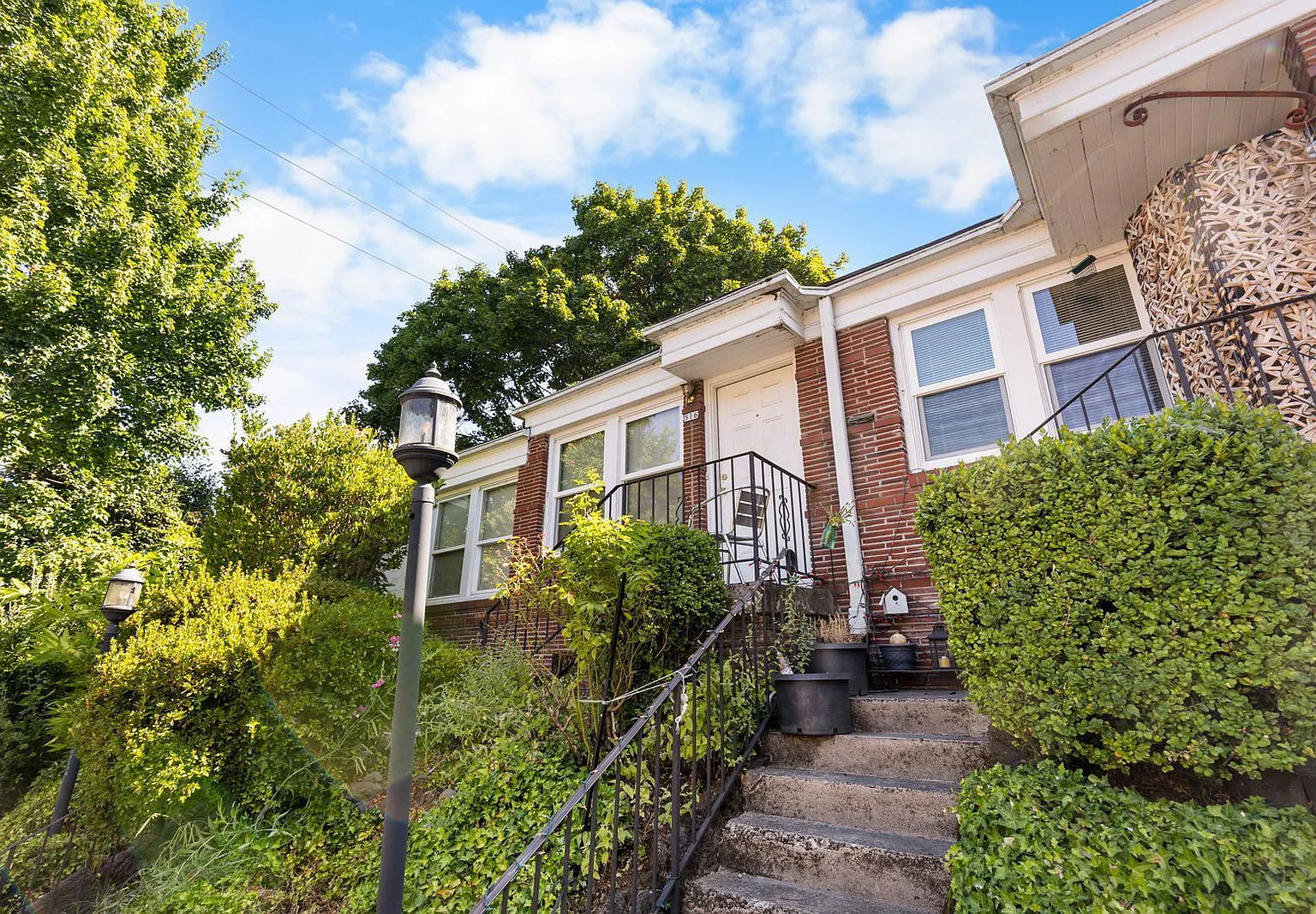1 bed, 1.0 bath, 800 sqft, $1,750 — Photo 1