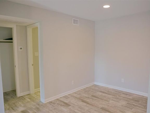 5th image of 1860 White Oak Dr APT 243