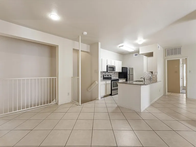 2524 Preston Rd #1203 — Photo 12
