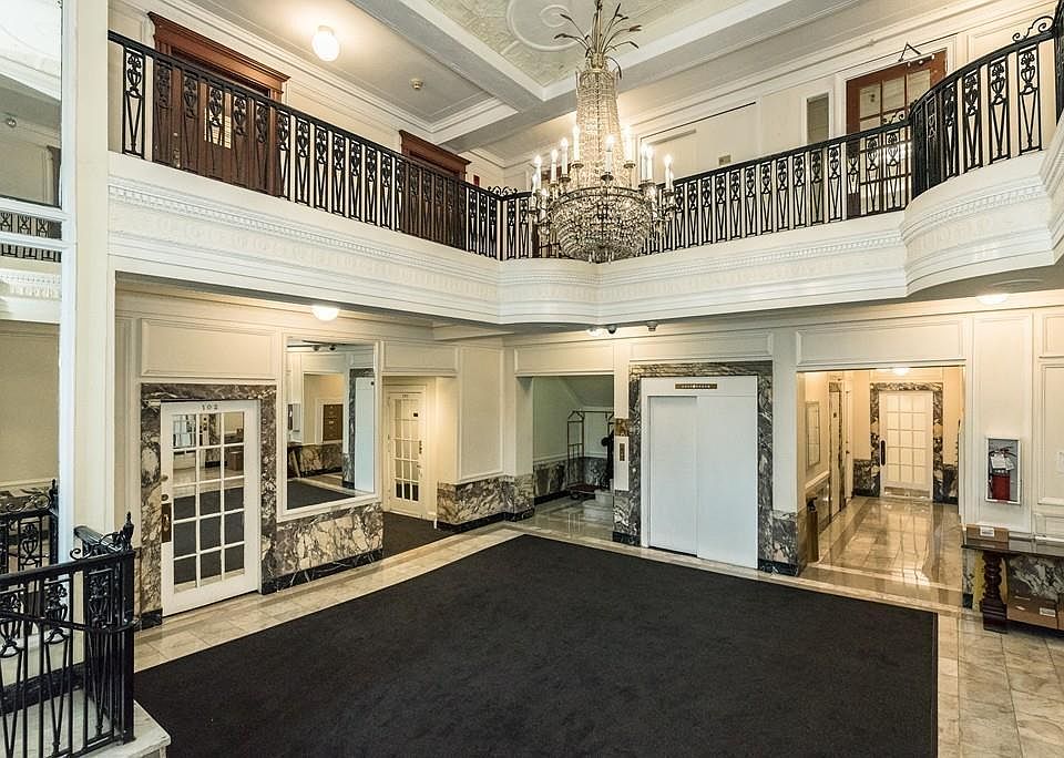 2nd image of 464 Commonwealth Ave #464/38