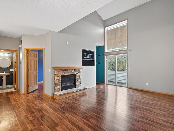 5th image of 10705 Unity St NW
