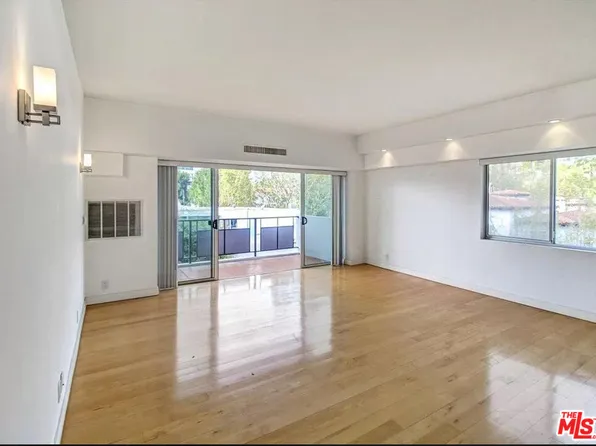 1155 N La Cienega Blvd APT 614, West Hollywood, CA 90069