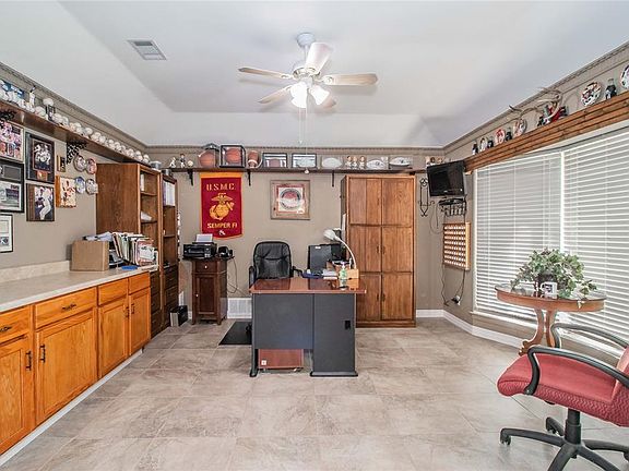 5th image of 1801 Tennyson Dr
