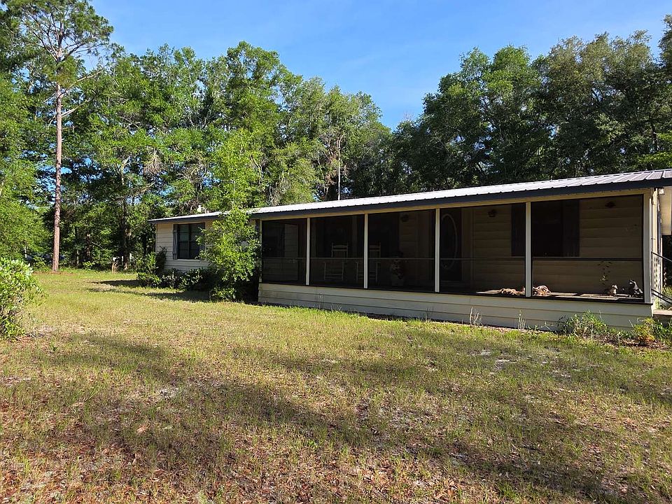 1st image of 585 SW Seville Pl