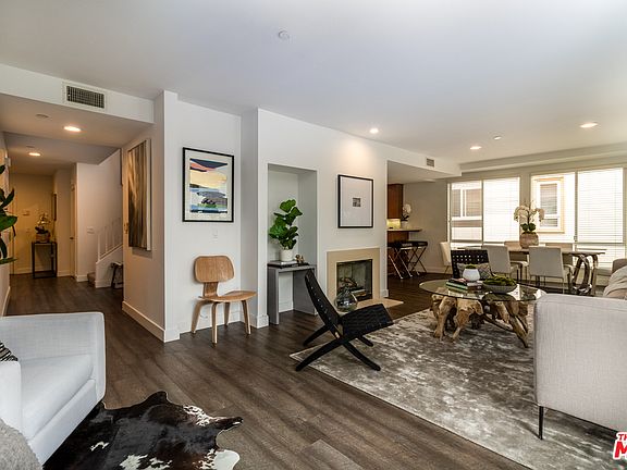 2nd image of 2111 S Beverly Glen Blvd APT 201