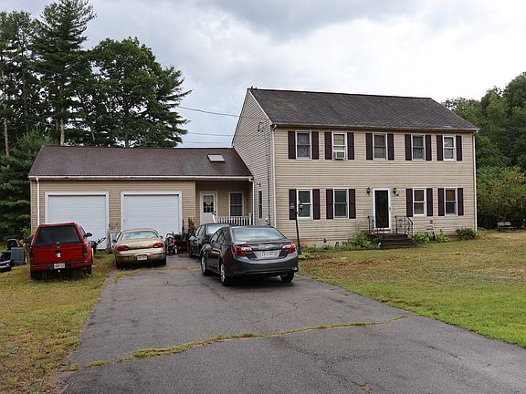 2nd image of 117 Charlton St