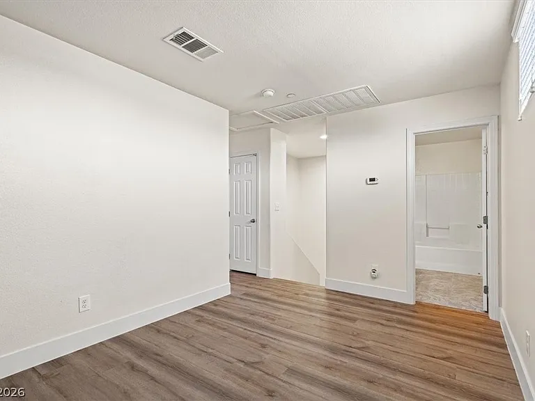 4563 Townwall St — Photo 17