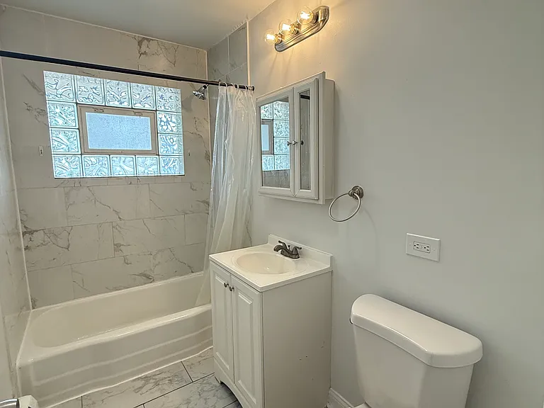 1080 N Wheeling Rd #301 — Photo 6