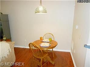 4th image of 15495 Oakshire Ct