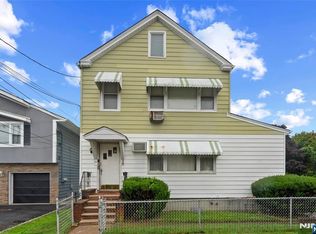12 Boyd St, Lodi, NJ 07644