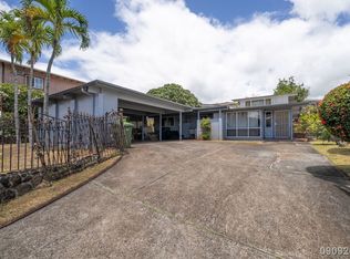 1341 Komo Mai Dr UNIT B, Pearl City, HI 96782