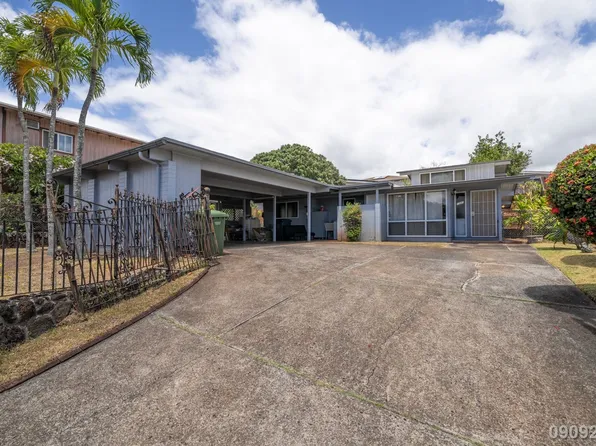 1341 Komo Mai Dr Unit B, Pearl City, HI 96782