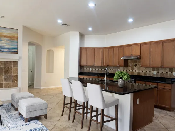 3207 E SAGITTARIUS Court, Chandler, AZ 85249