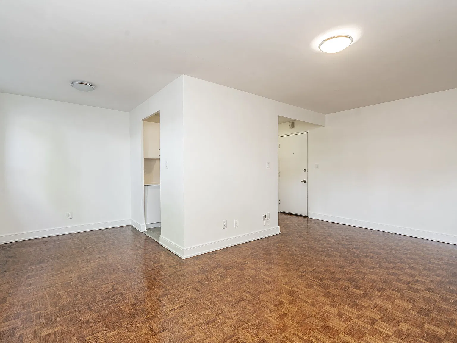 12 Bater Street — Photo 4