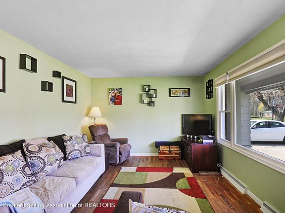 4th image of 12806 Chippewa Dr