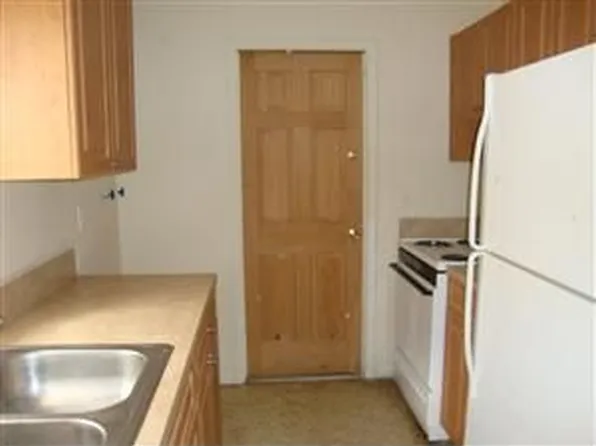 1245 W 35th St APT 1, Riviera Beach, FL 33404