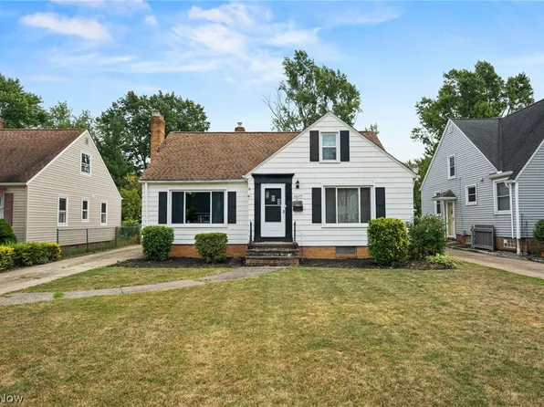 6677 Parma Park Blvd, Parma Heights, OH 44130