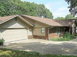 3195 N Katherine Ave, Fayetteville, AR 72703