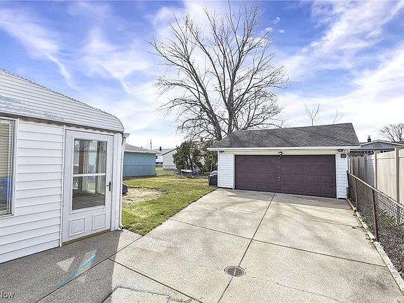 4th image of 14363 Gallatin Blvd