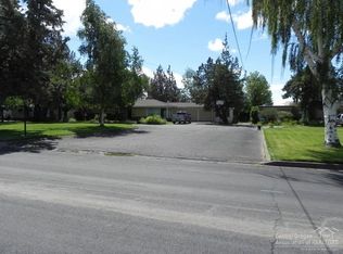 137 NW Canyon Dr, Redmond, OR 97756