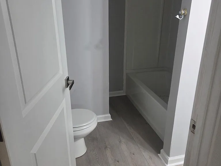 2270 Sparrow Ridge Dr NE — Photo 4