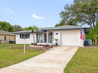 2180 Pine Ridge Dr, Clearwater, FL 33763