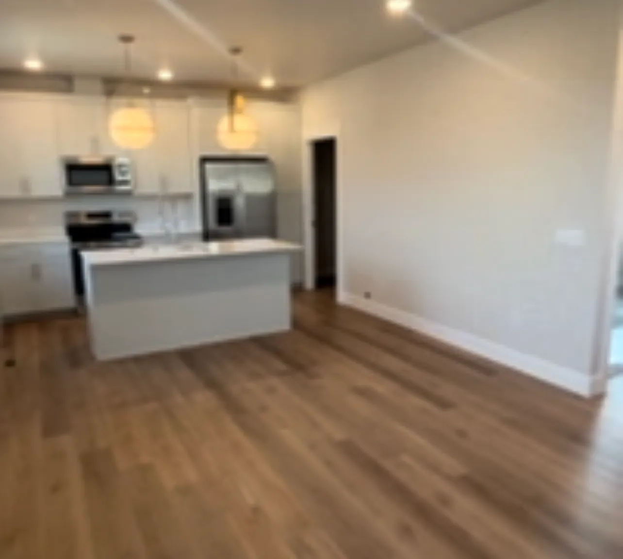 6102 Northstead Ave — Photo 2