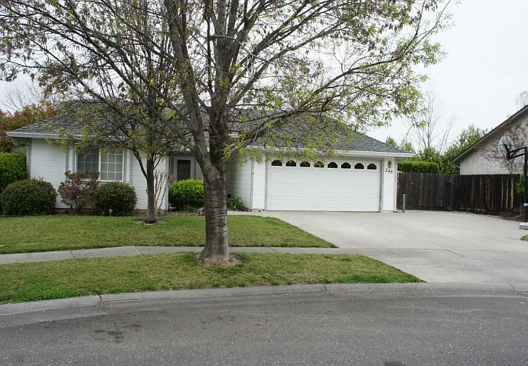 240 Windrose Ct — Photo 1