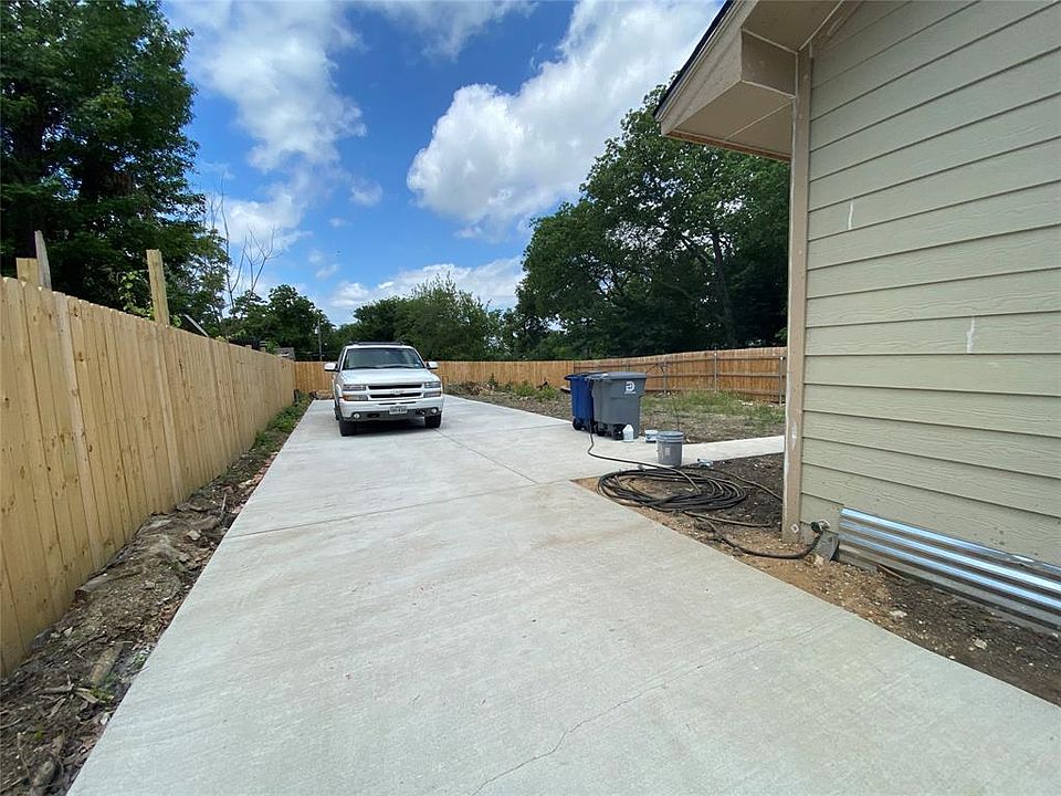 1st image of 639 Helena Ave