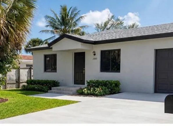 2810 NW 9th Ct, Fort Lauderdale, FL 33311