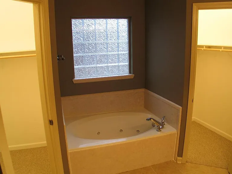 12149 Cypress Park Dr — Photo 17