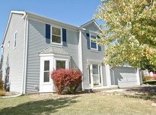 304 Georgetown Dr, Cary, IL 60013