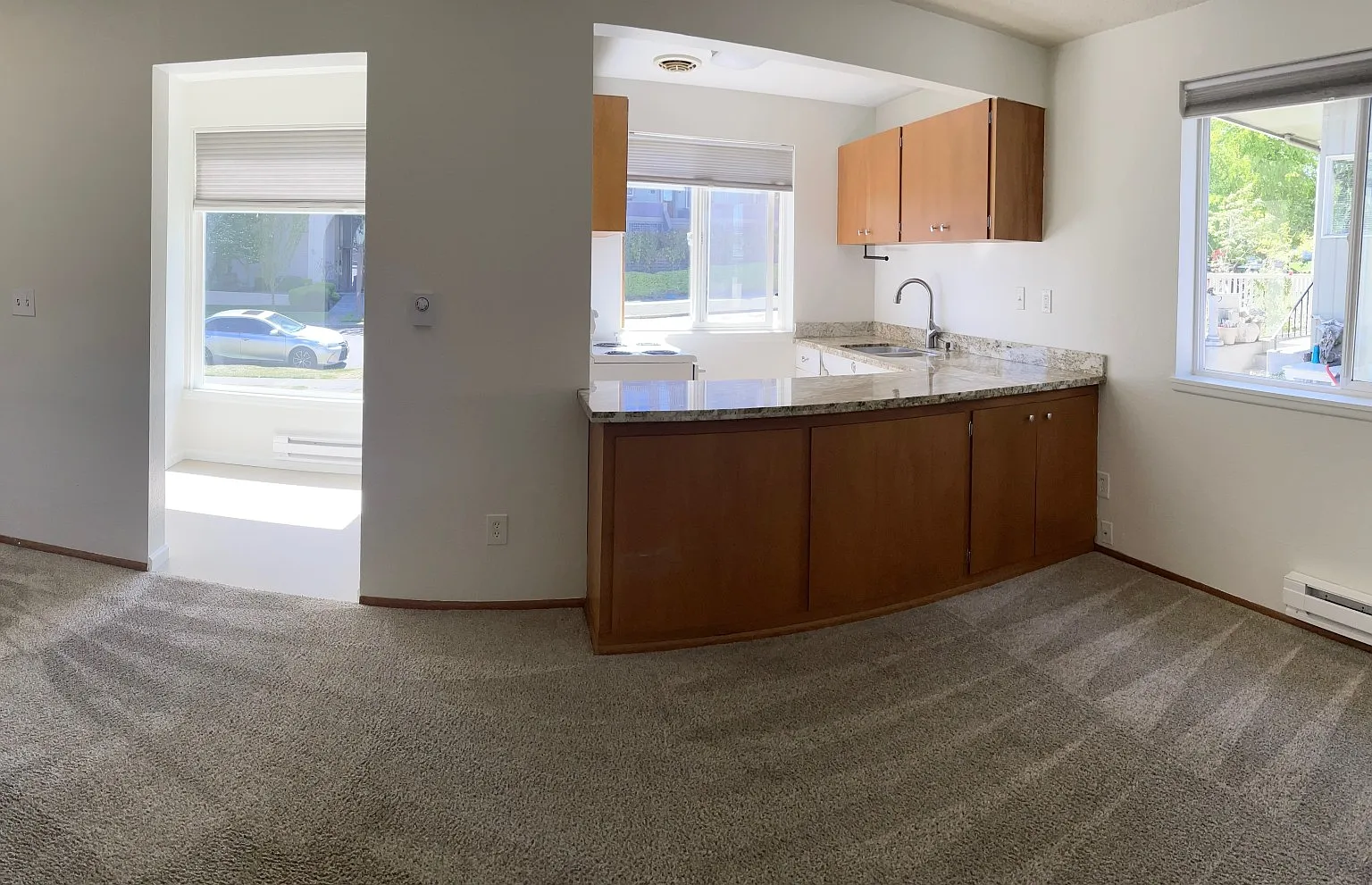 1 bed, 500 sqft, $1,600 — Photo 3