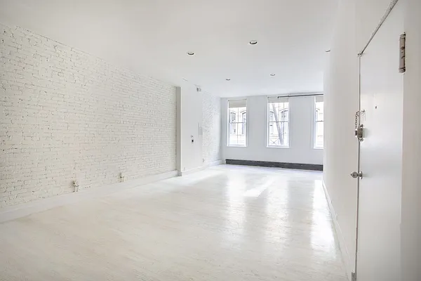Rented by Keller Williams NYC | media 24