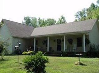 8703 Oakville Waltz Rd, Belleville, MI 48111