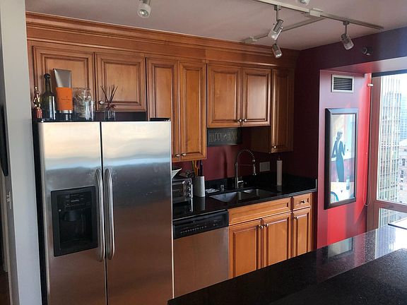 5th image of 345 N La Salle Dr APT 3501