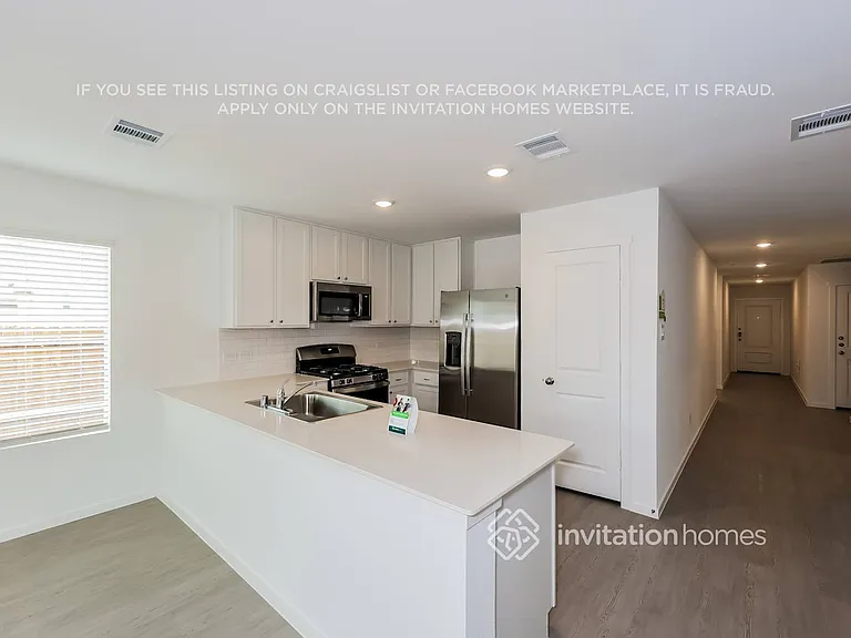 2742 Bronte Blvd — Photo 6