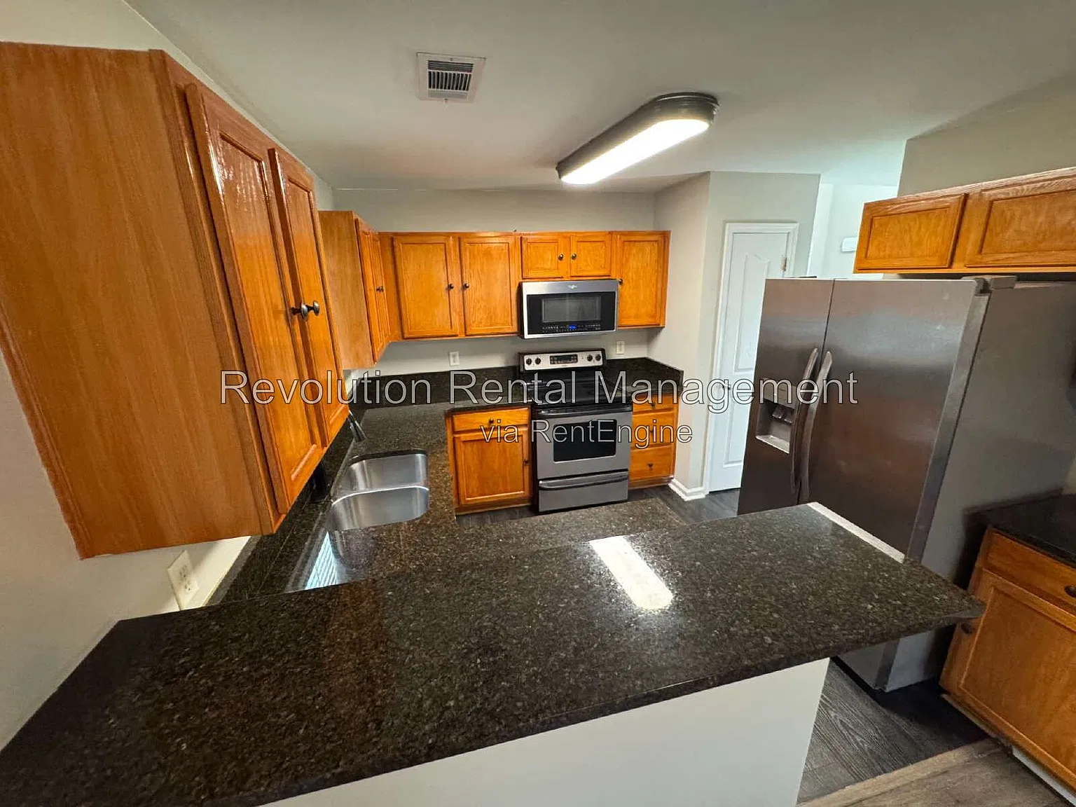 3 bed, 2.5 bath, 1486 sqft, $2,000 — Photo 4