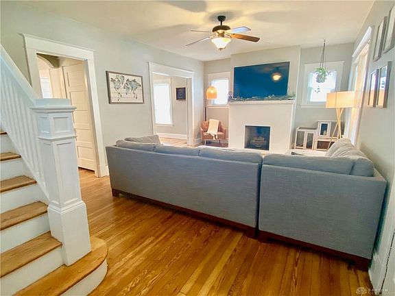 4th image of 221 McKinley St