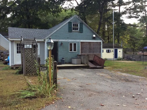 18 Fuller Ave, Lancaster, MA 01523