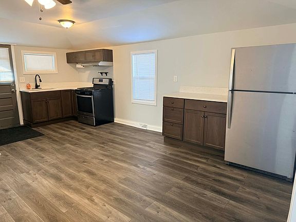 4th image of 3634 Sangamon St