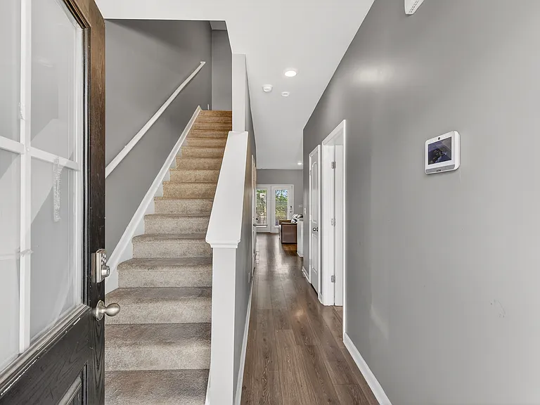 140 Cecil Rd — Photo 5