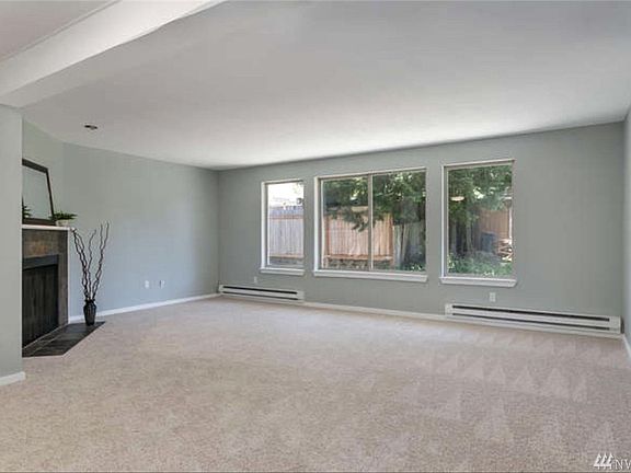 4th image of 5229 188th St SW APT 12