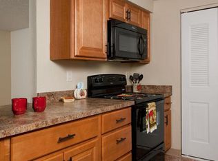 891 Deauville Ct APT 11, Monroeville, PA 15146