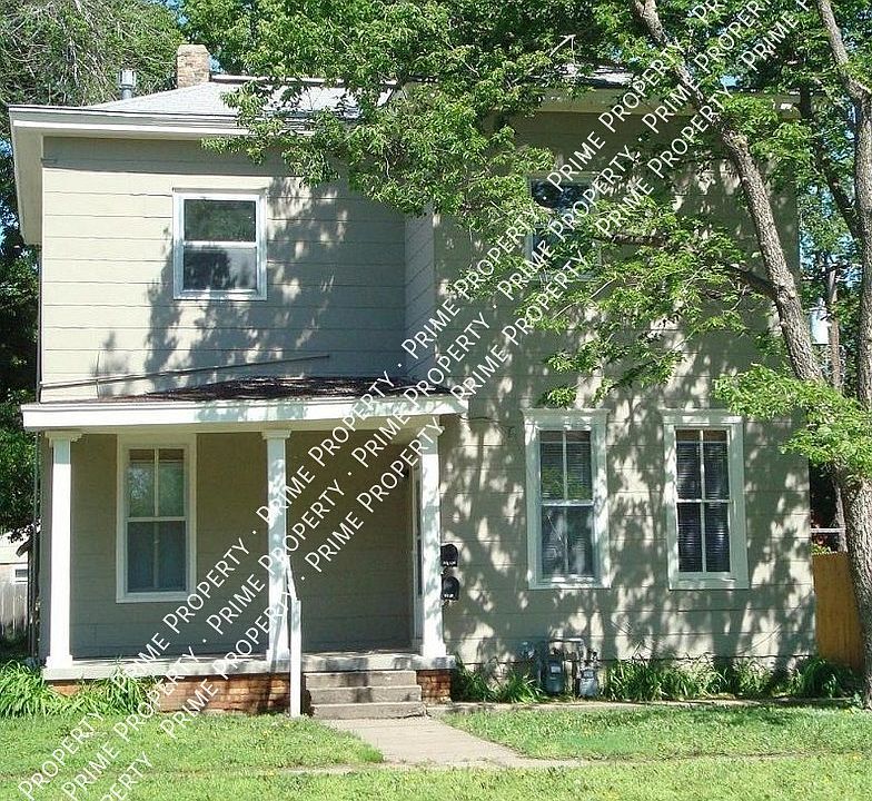 1st image of 113 S 3rd St #1